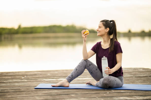 Mindful eating and food cravings